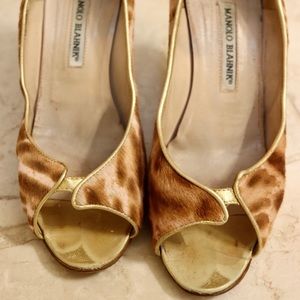 Manolo Blahnik Peep Toe Heels